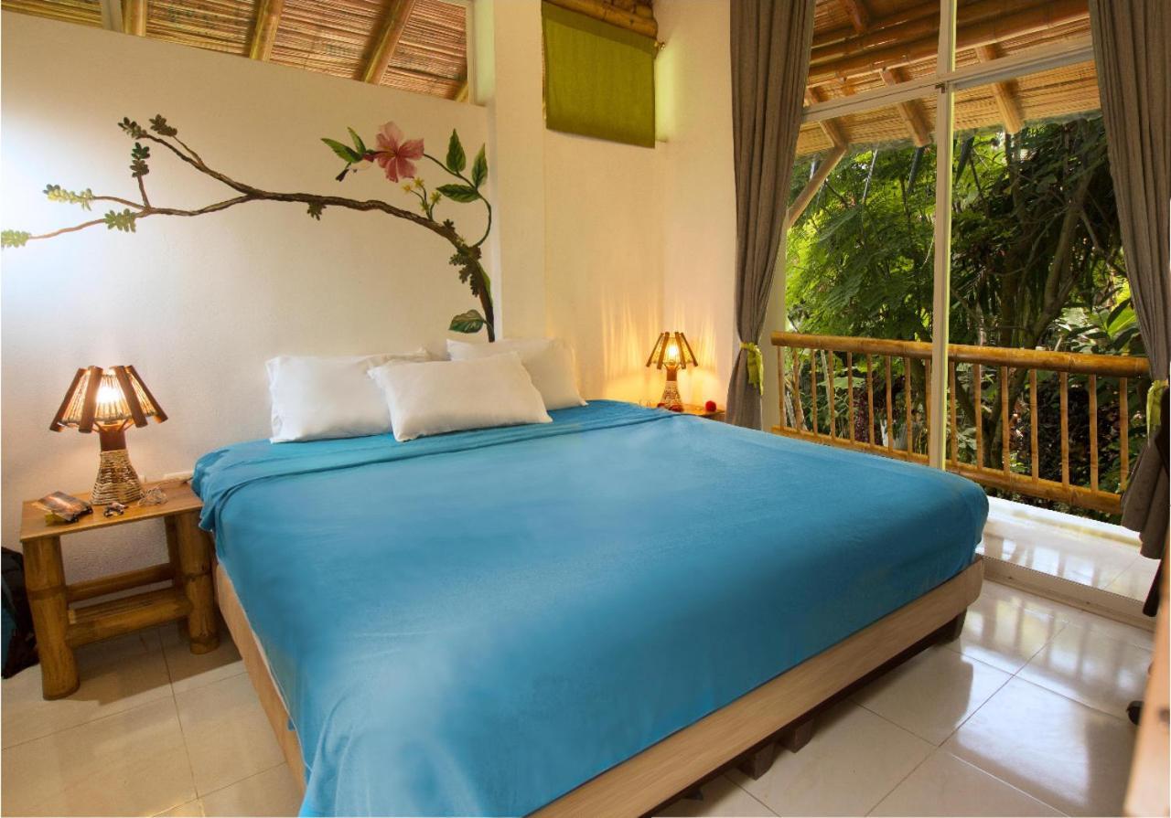 Itchimbia Garden Ayampe Montana Y Mar Villa Exterior photo
