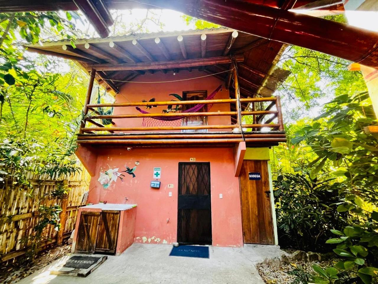 Itchimbia Garden Ayampe Montana Y Mar Villa Exterior photo