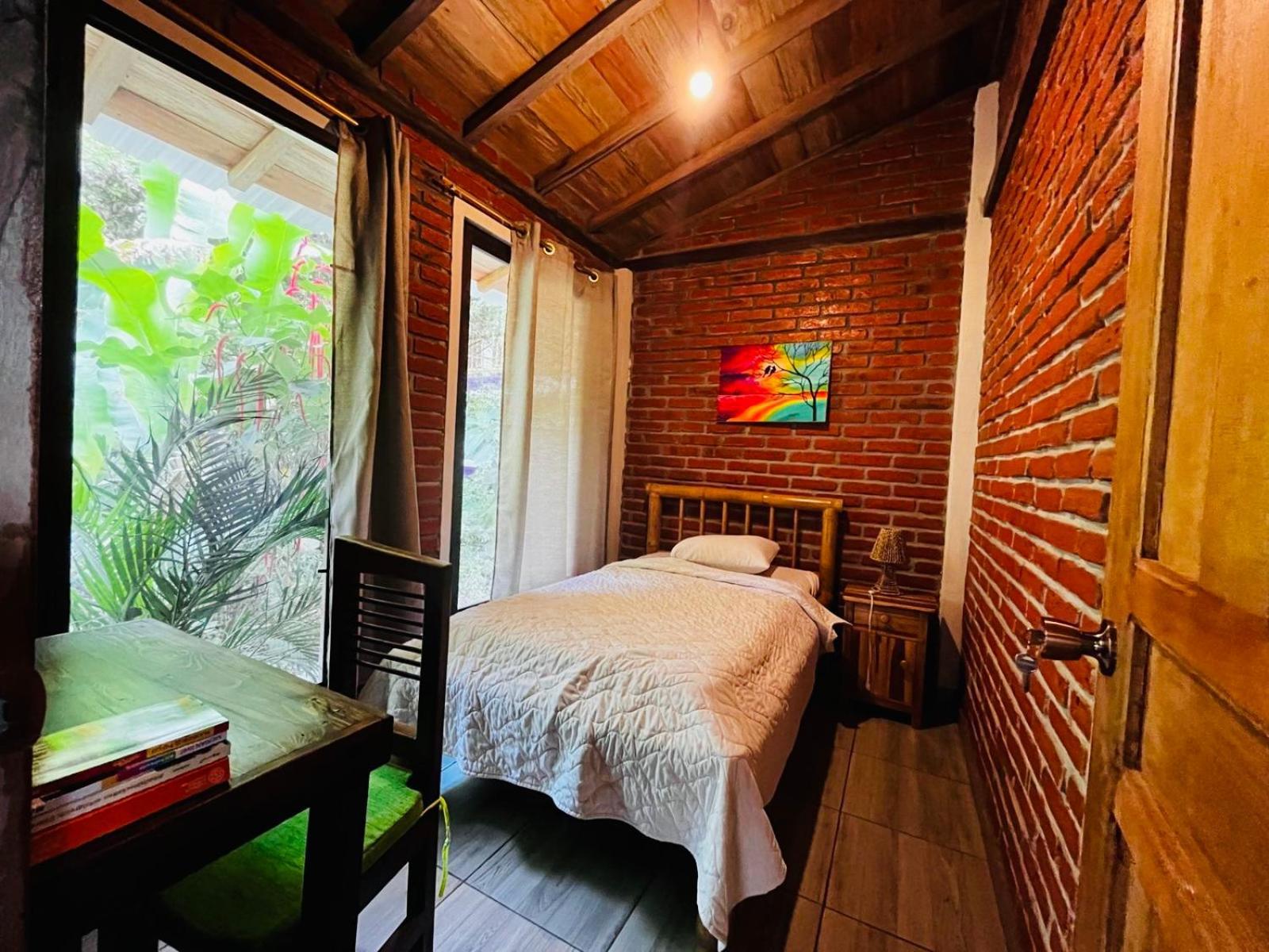 Itchimbia Garden Ayampe Montana Y Mar Villa Exterior photo