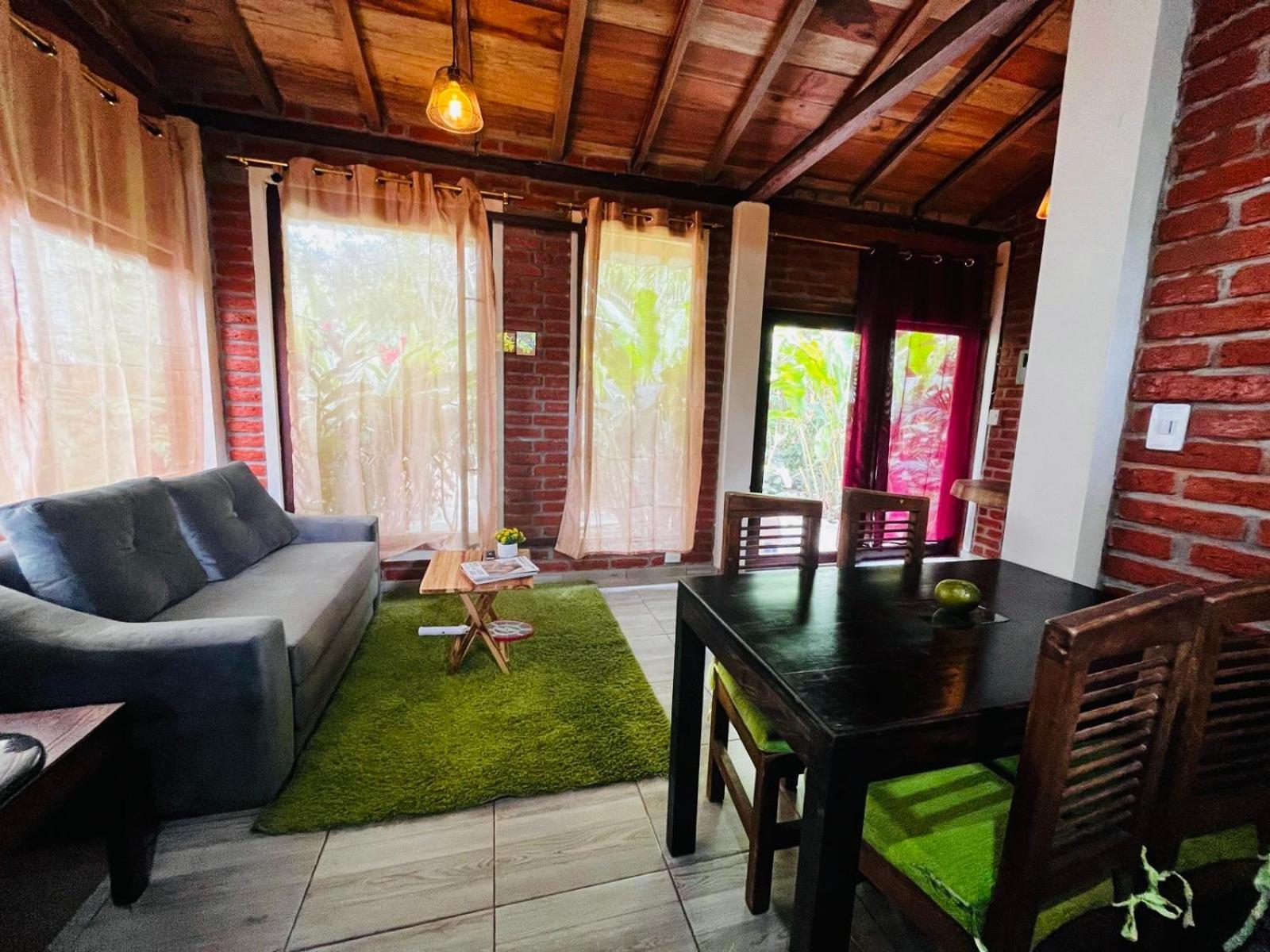 Itchimbia Garden Ayampe Montana Y Mar Villa Exterior photo